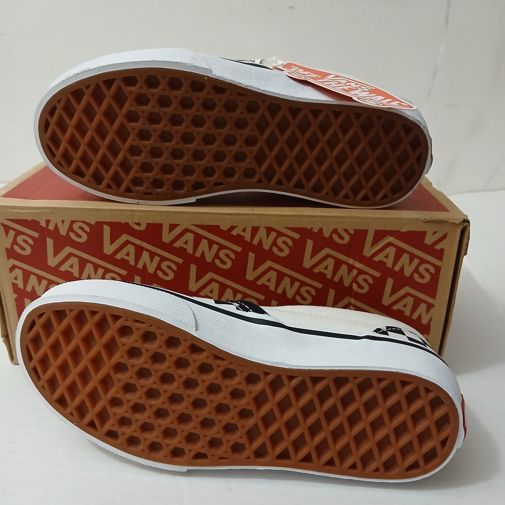 Vans Kids Black and White Checkerboard Slip-On Sneakers Size 1 New $40 - Picture 4 of 9